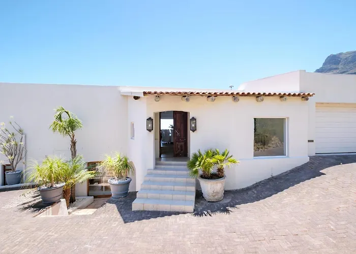 Coastal Haven Sidra Villa Cape Town